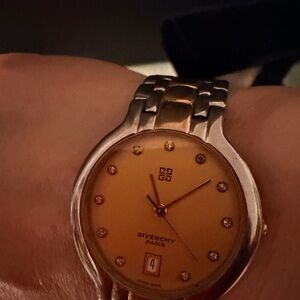 Givenchy vintage watch